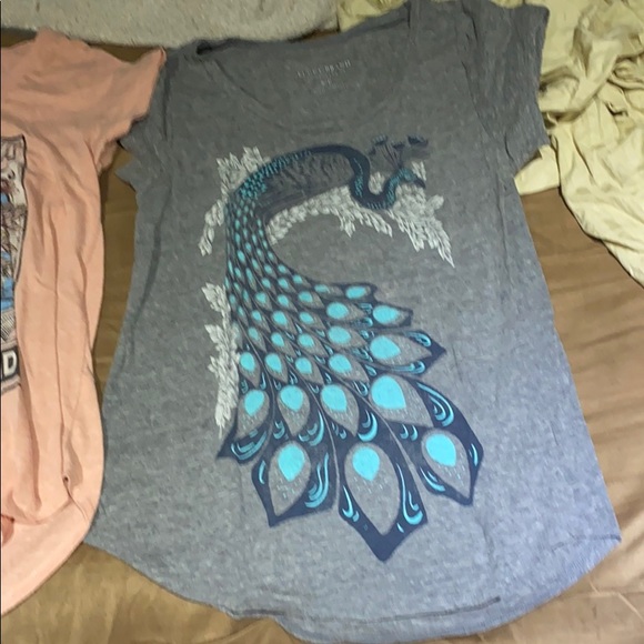 Lucky Brand Bundle of Shirts - Picture 4 of 8